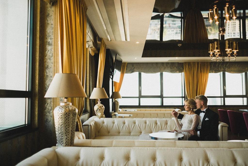 sesja ślubna w stylu glamour